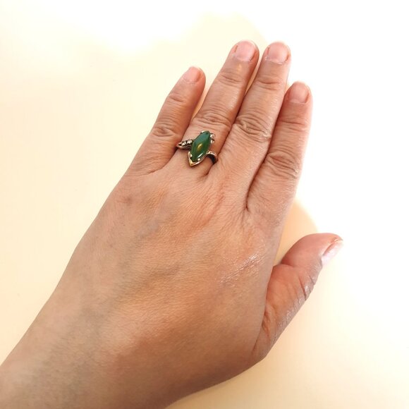 Precious Vintage 10K Yellow Gold Marquise Nephrite Jade & Diamond Cocktail Ring - Picture 9 of 12